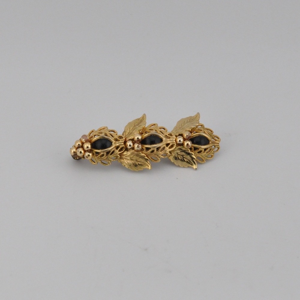 Bar Brooch Gold-tone Black Stone Accents Vintage Botanical Leaf Filigree Pin